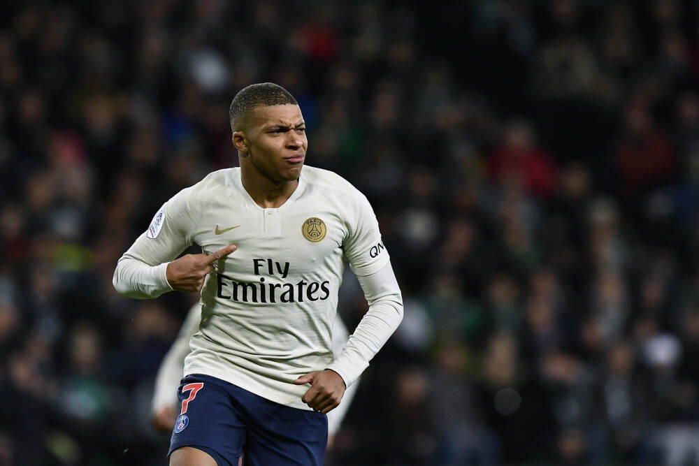 「京东AI购」实测: AI试穿功能很惊艳